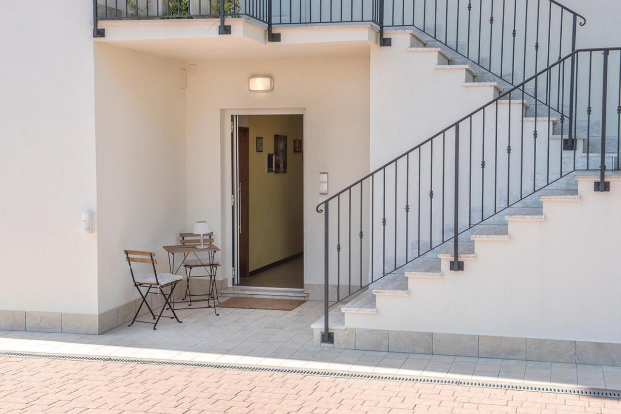 A11 - Varano, Delizioso Trilocale Con Giardino 安科纳 外观 照片