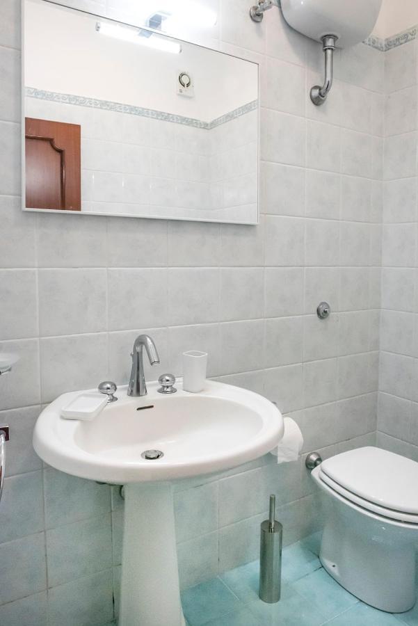 A11 - Varano, Delizioso Trilocale Con Giardino 安科纳 外观 照片